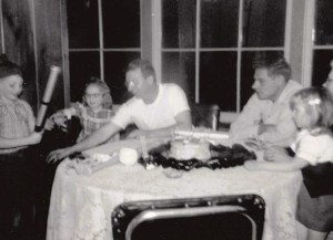 steve-me-dad-unclejerry-grandma-kristi_april1954ca (3)